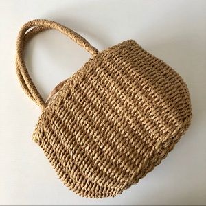 Unlisted Bags - NWT Straw Handbag Unlisted Bags - NWT Straw Handbag